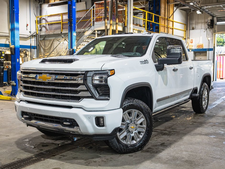 2025 Chevrolet SILVERADO 2500 HD in St-Jérôme, Quebec - w940px