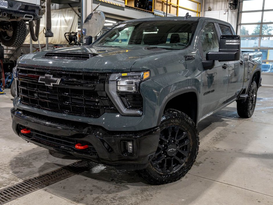 Chevrolet Silverado 2500 HD  2026 à St-Jérôme, Québec - w940px