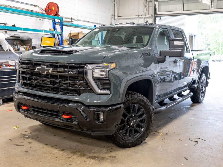 2026 Chevrolet Silverado 2500 HD in St-Jérôme, Quebec - w940px