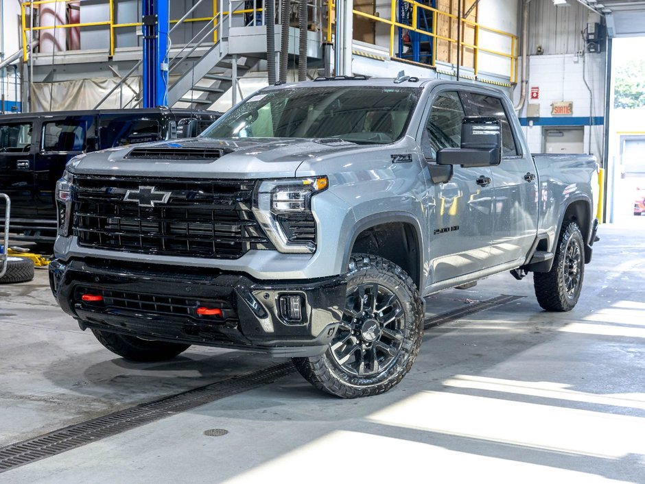 Chevrolet Silverado 2500 HD  2026 à St-Jérôme, Québec - w940px
