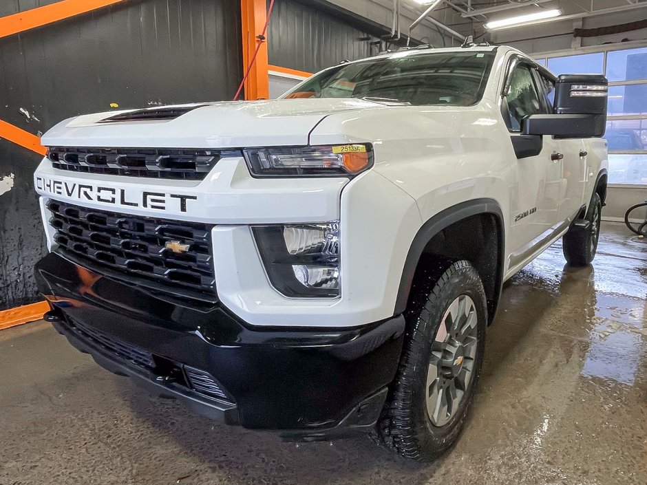 Chevrolet Silverado 2500HD  2023 à St-Jérôme, Québec - w940px