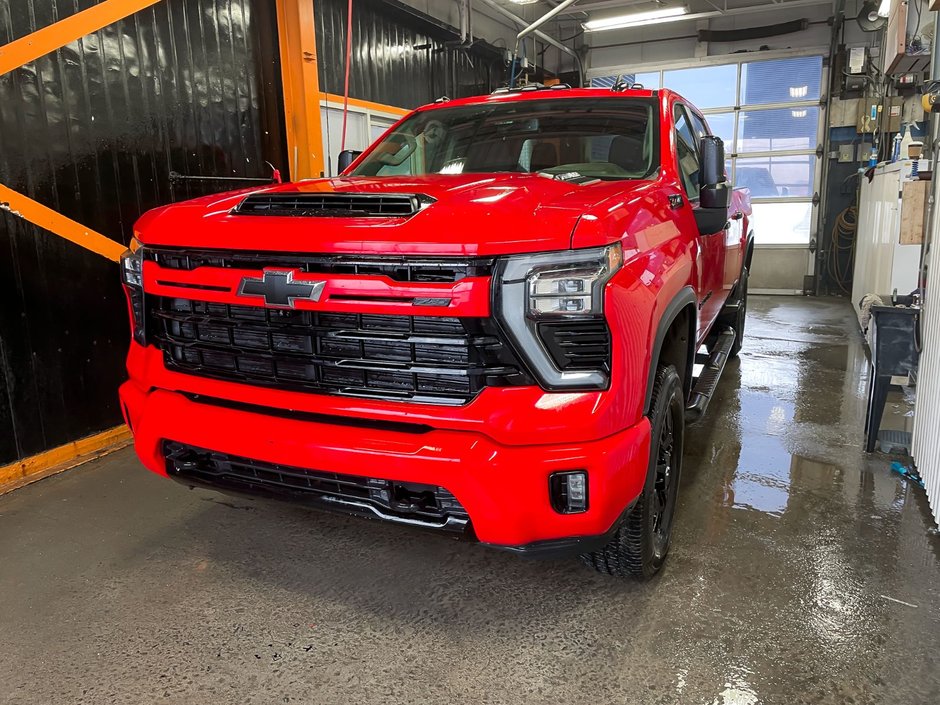 Chevrolet Silverado 2500HD  2024 à St-Jérôme, Québec - w940px