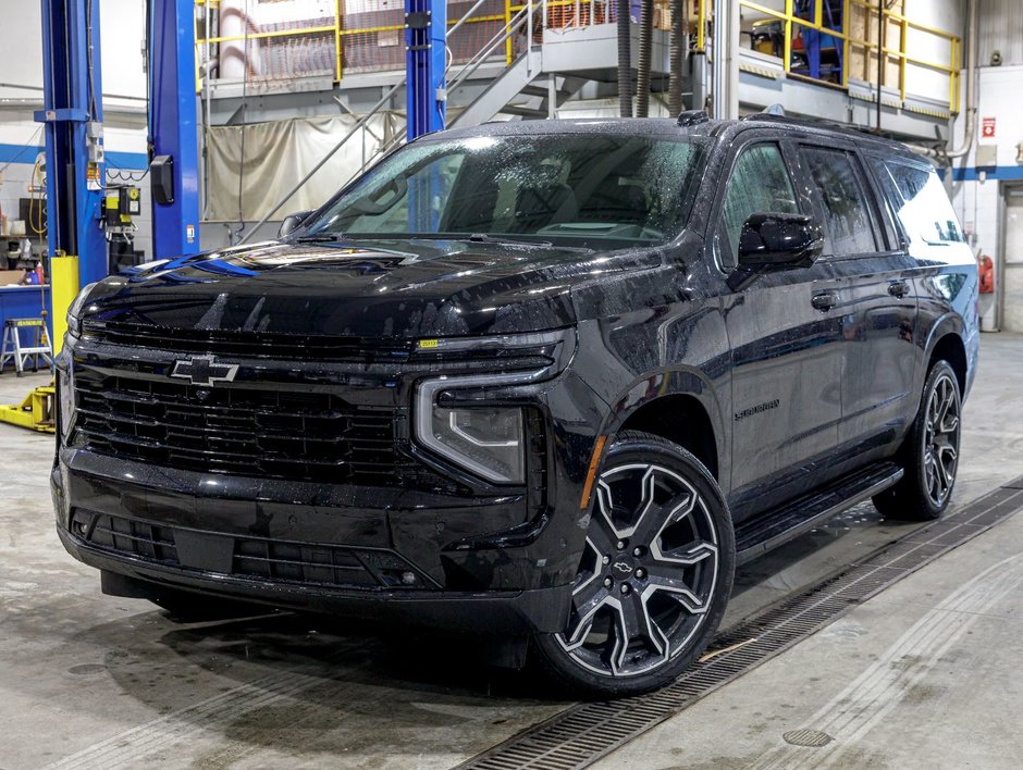 Chevrolet Suburban  2025 à St-Jérôme, Québec - w940px