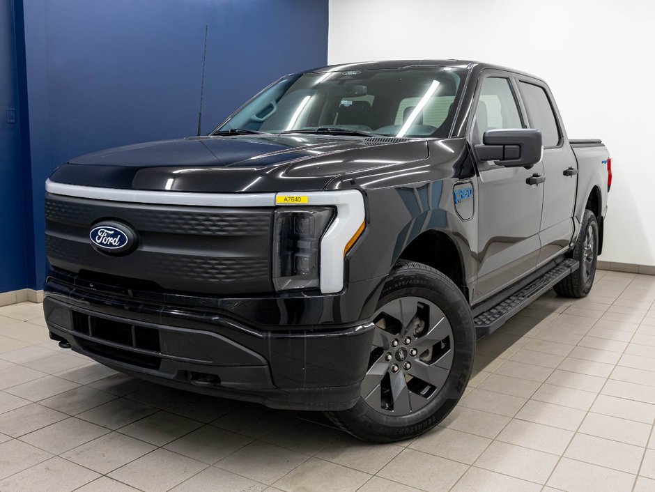 Ford F-150 Lightning  2024 à St-Jérôme, Québec - w940px