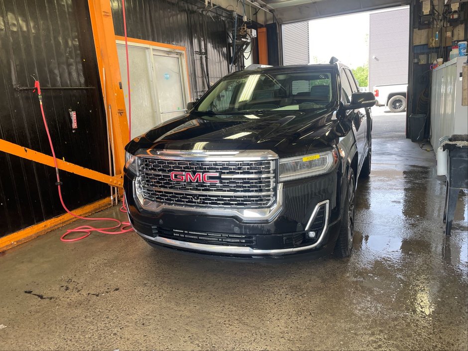 GMC Acadia  2023 à St-Jérôme, Québec - w940px