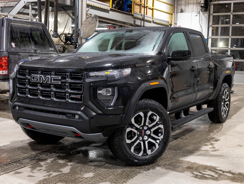 2026 GMC Canyon in St-Jérôme, Quebec - w940px