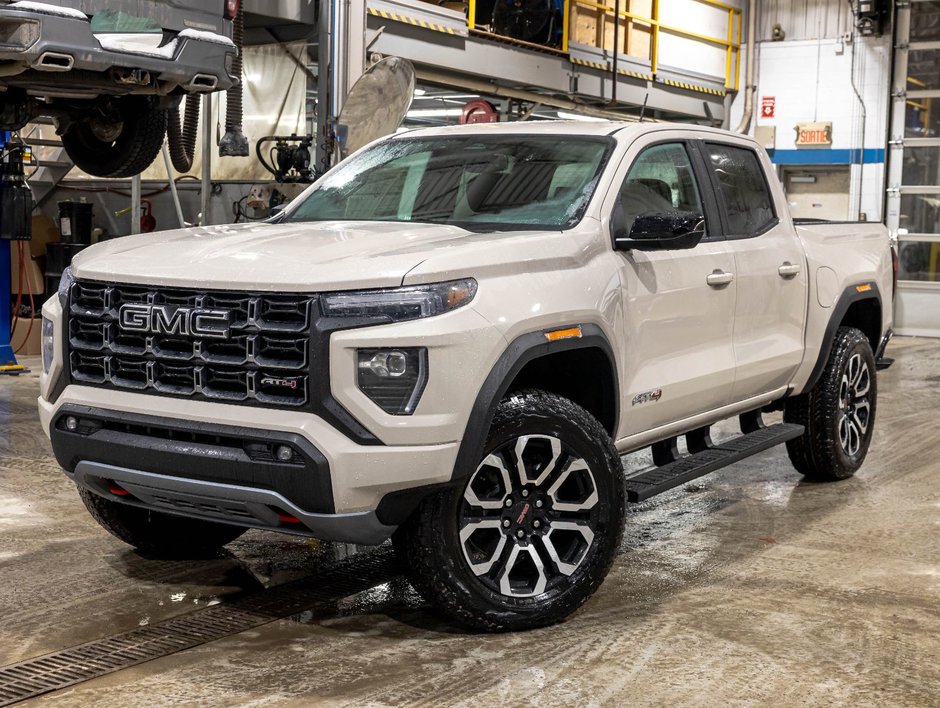 2026 GMC Canyon in St-Jérôme, Quebec - w940px