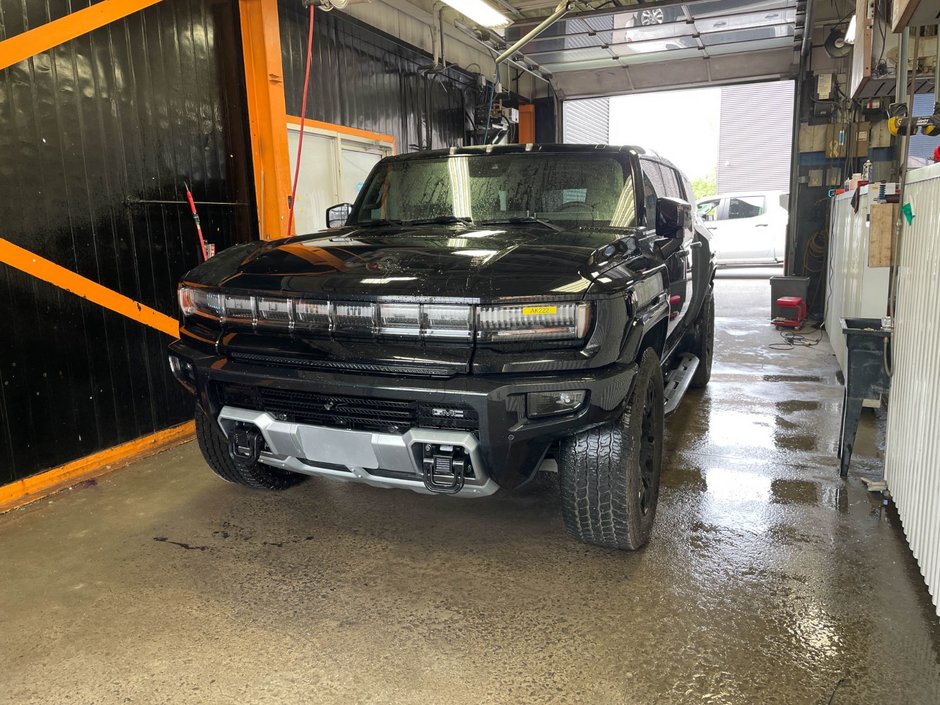 GMC HUMMER EV SUV  2025 à St-Jérôme, Québec - w940px
