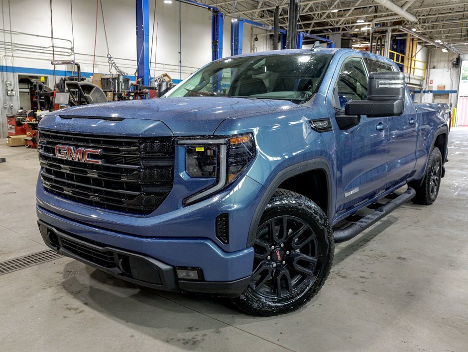 2026 GMC Sierra 1500 in St-Jérôme, Quebec - w940px