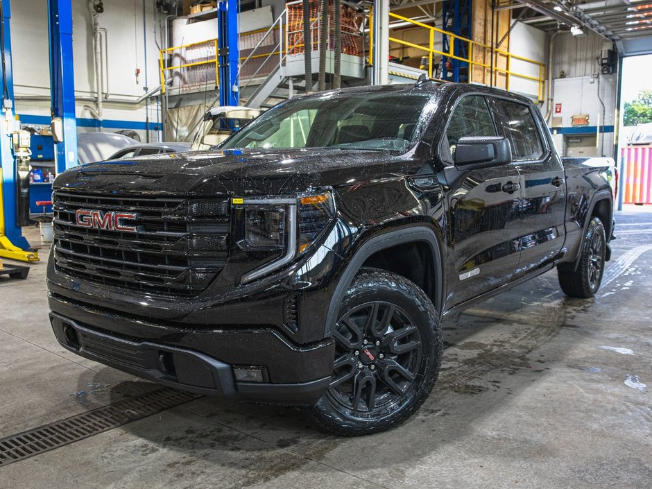 2026 GMC Sierra 1500 in St-Jérôme, Quebec - w940px