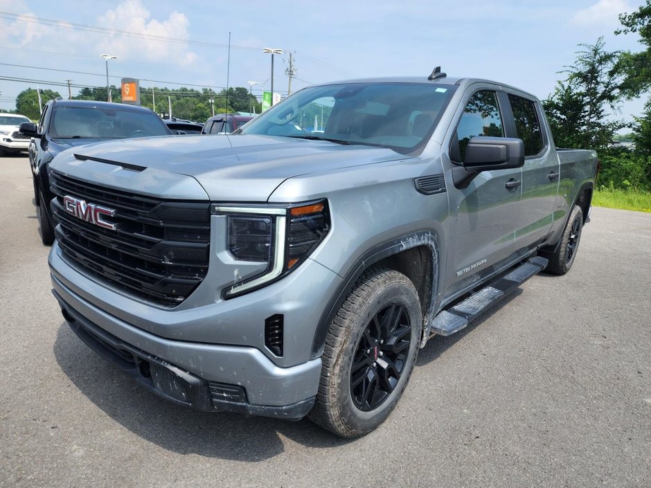 2023 GMC Sierra 1500 in St-Jérôme, Quebec - w940px