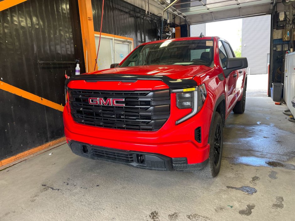 2024 GMC Sierra 1500 in St-Jérôme, Quebec - w940px