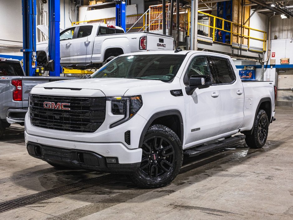 2025 GMC Sierra 1500 in St-Jérôme, Quebec - w940px