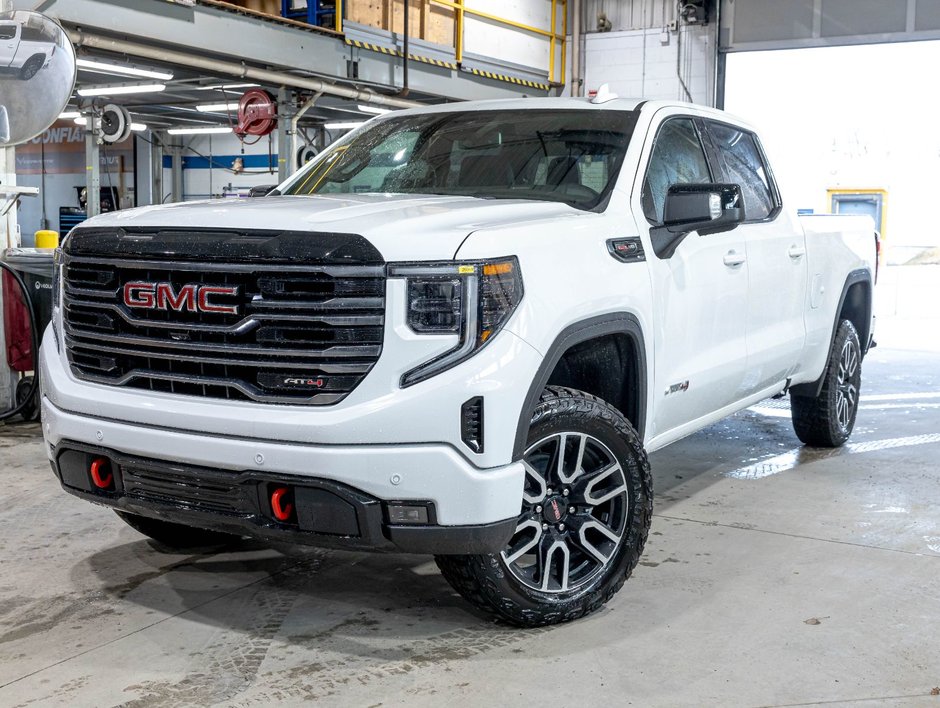 2026 GMC Sierra 1500 in St-Jérôme, Quebec - w940px