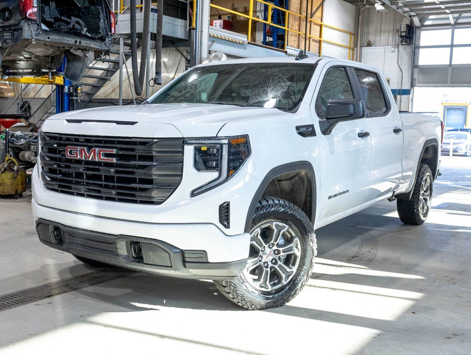2026 GMC Sierra 1500 in St-Jérôme, Quebec - w940px