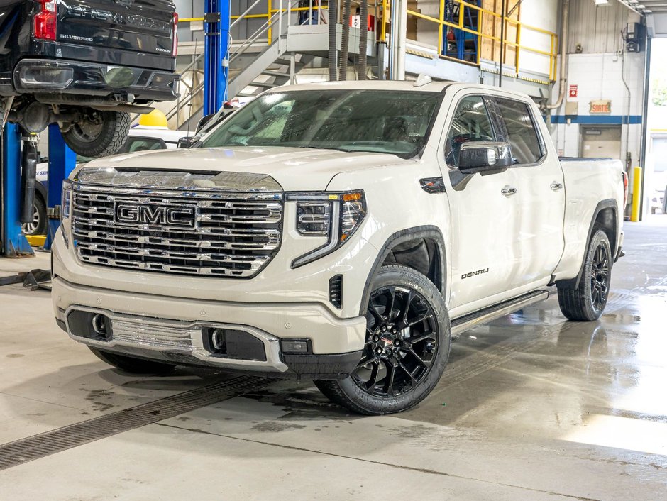 2026 GMC Sierra 1500 in St-Jérôme, Quebec - w940px