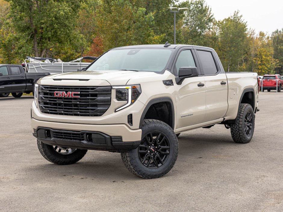2026 GMC Sierra 1500 in St-Jérôme, Quebec - w940px