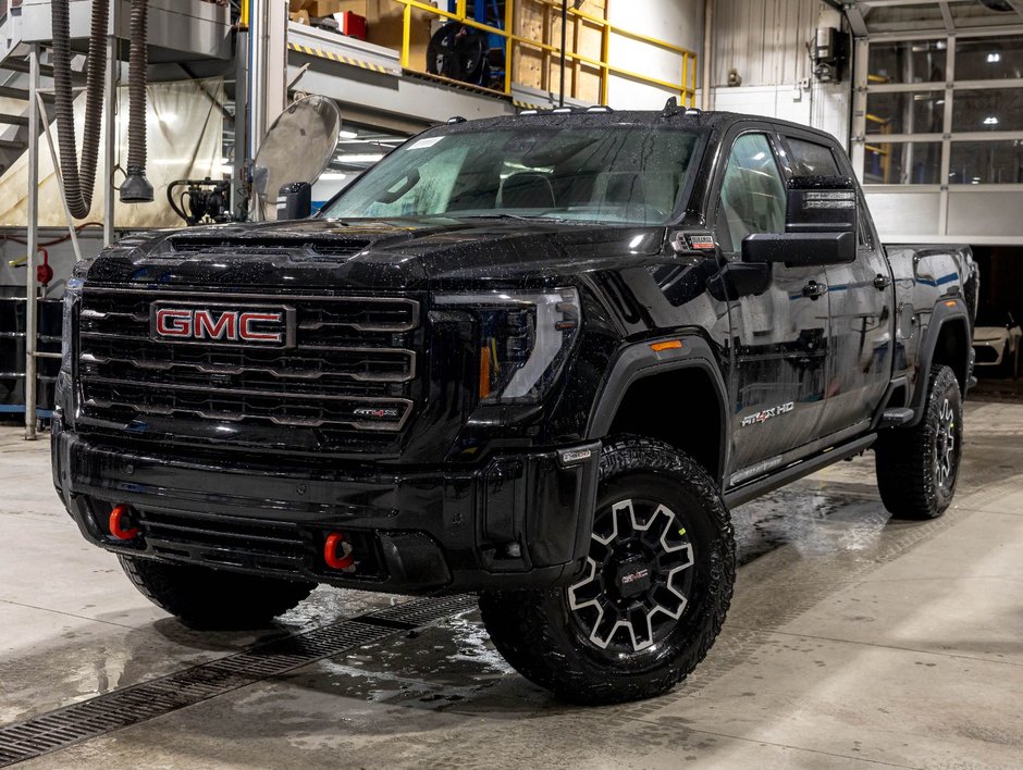 2026 GMC Sierra 2500 HD in St-Jérôme, Quebec - w940px