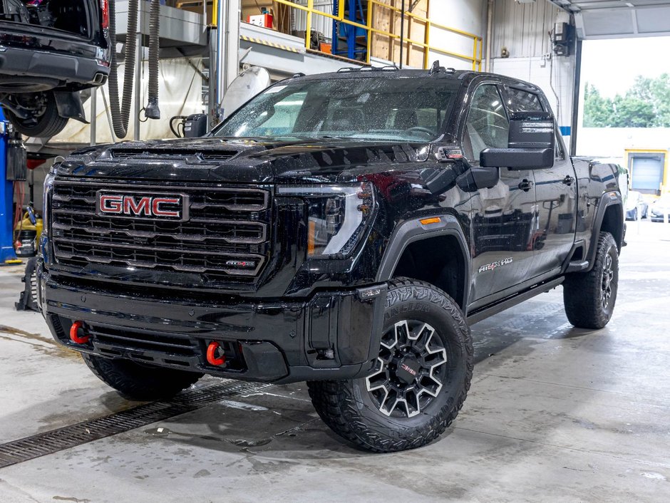 2026 GMC Sierra 2500 HD in St-Jérôme, Quebec - w940px