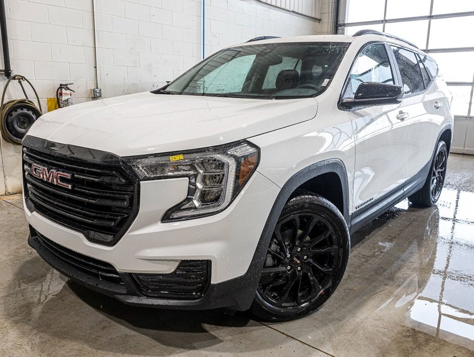 2024 GMC Terrain in St-Jérôme, Quebec - w940px