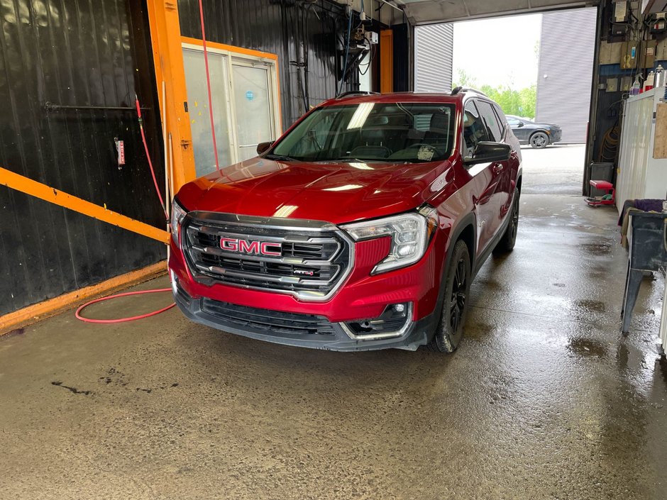 2024 GMC Terrain in St-Jérôme, Quebec - w940px