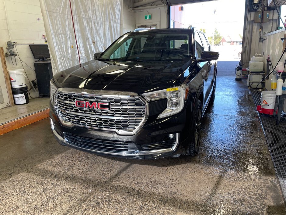 2024 GMC Terrain in St-Jérôme, Quebec - w940px