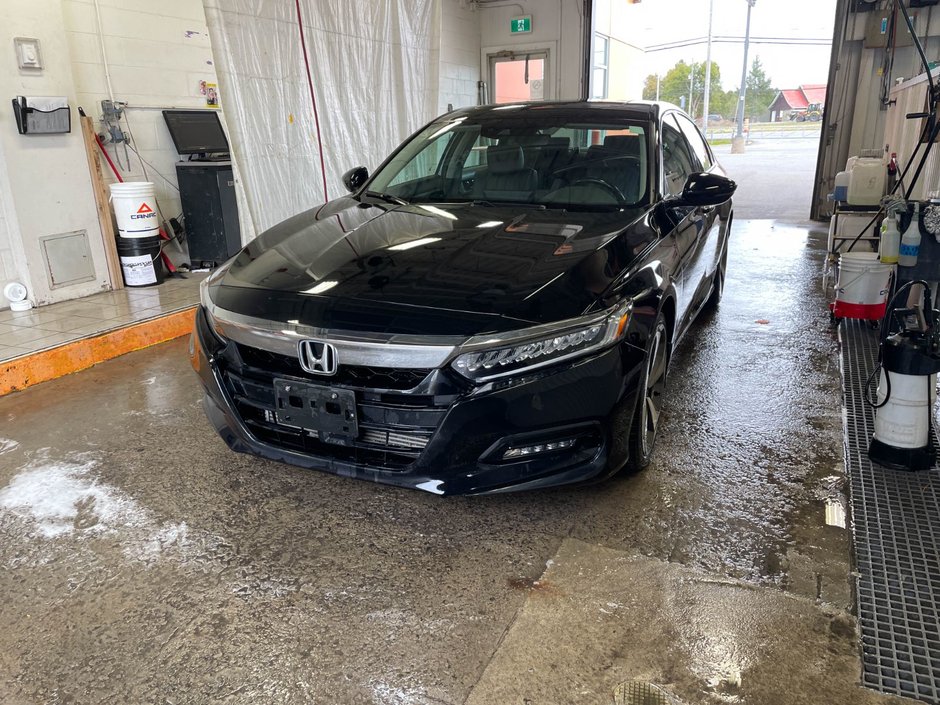 2020 Honda Accord in St-Jérôme, Quebec - w940px