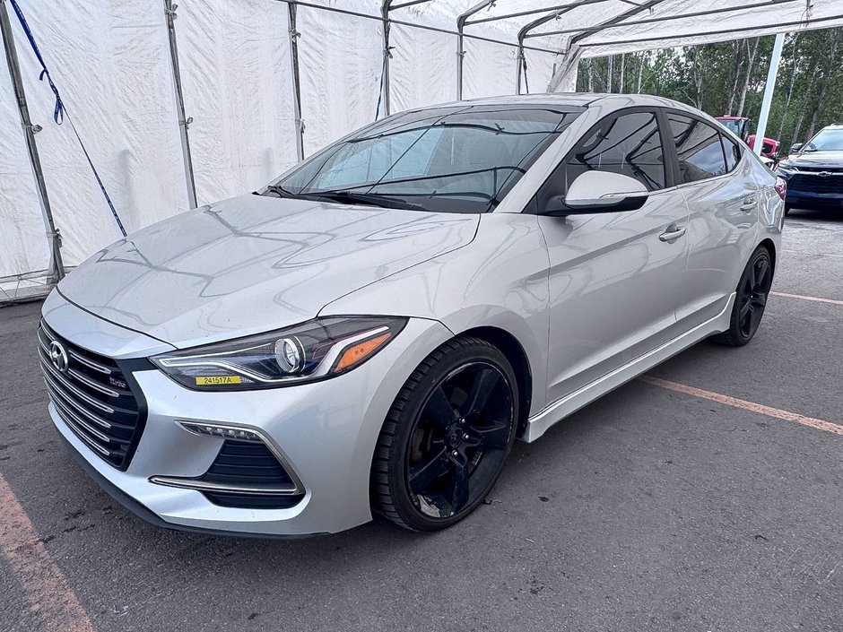 Hyundai Elantra  2017 à St-Jérôme, Québec - w940px