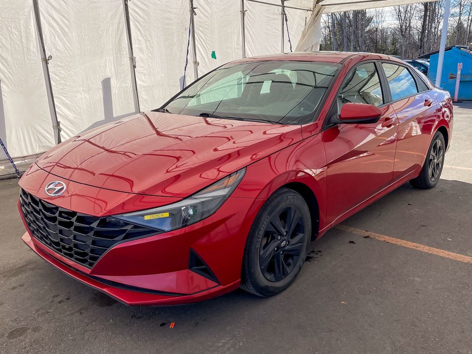 Hyundai Elantra  2021 à St-Jérôme, Québec - w940px