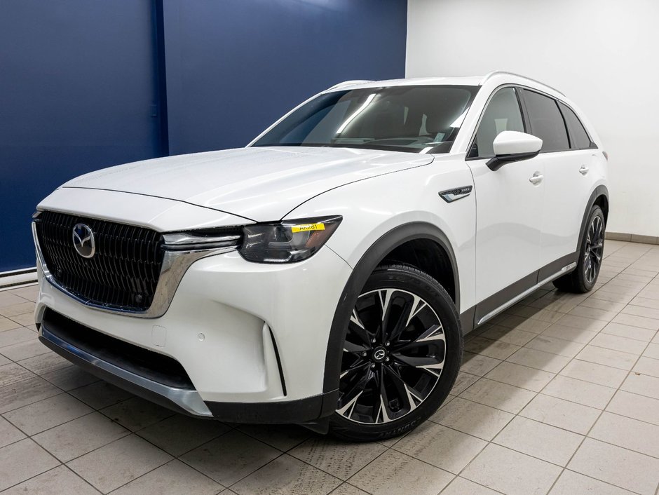 2025 Mazda CX-90 PHEV in St-Jérôme, Quebec - w940px