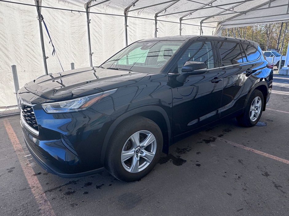 2020 Toyota Highlander in St-Jérôme, Quebec - w940px