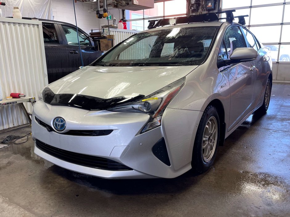 Toyota Prius  2017 à St-Jérôme, Québec - w940px