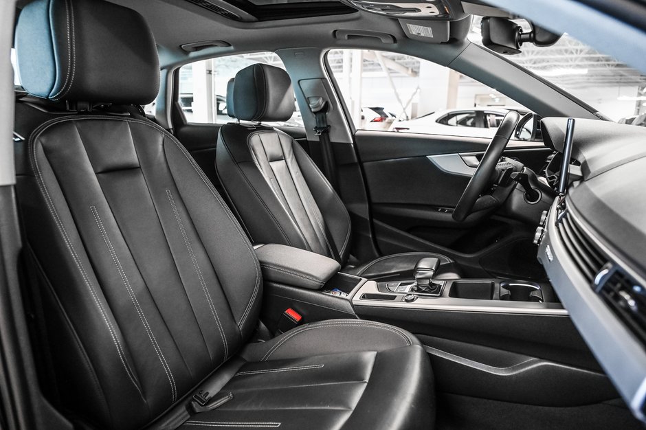 Audi A4 Sedan Komfort 2023-24