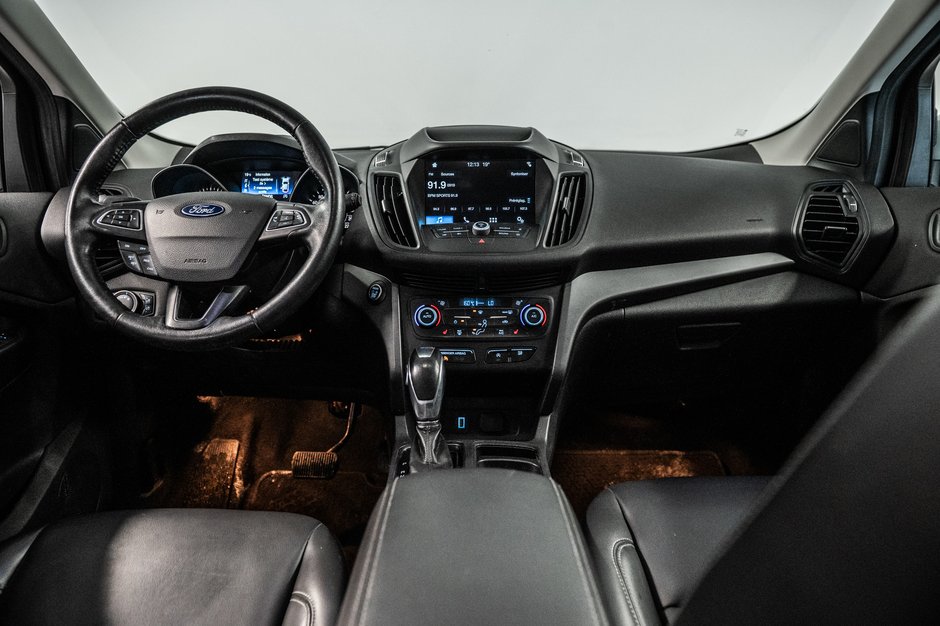 Ford Escape SEL 2019-27