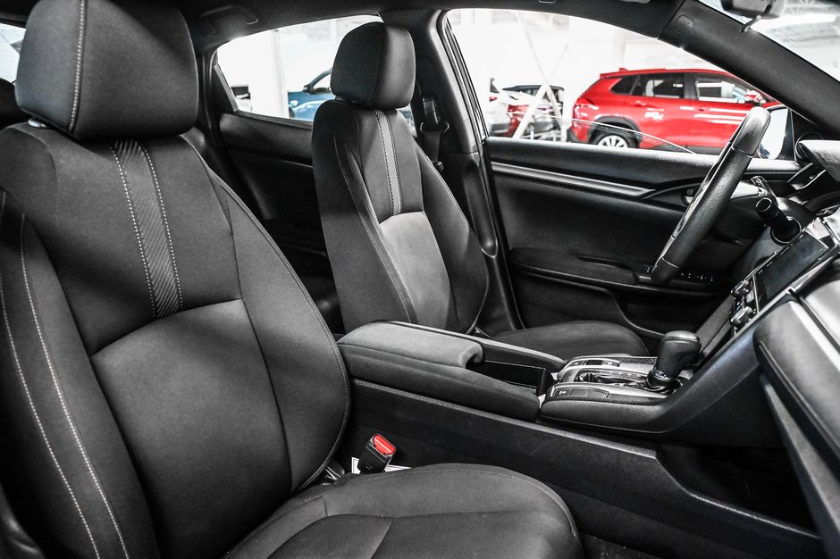 Honda Civic Hatchback LX 2017-21