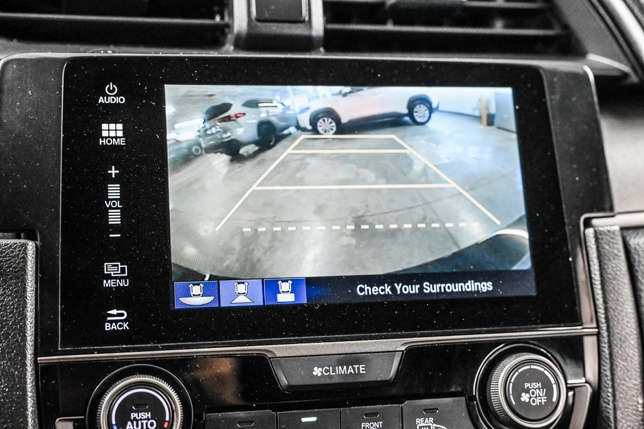 Honda Civic Hatchback LX 2017-15