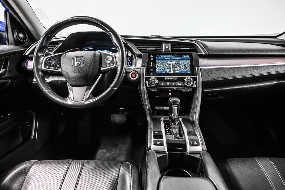 Honda Civic Sedan Touring 2016-23