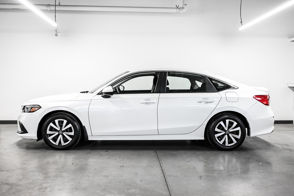 Honda Civic Sedan LX 2022-2