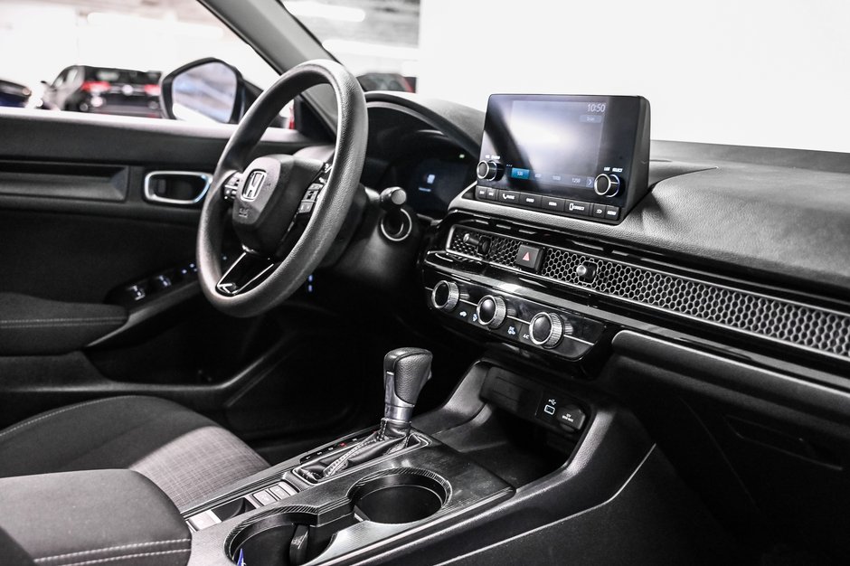 Honda Civic Sedan LX 2022-19