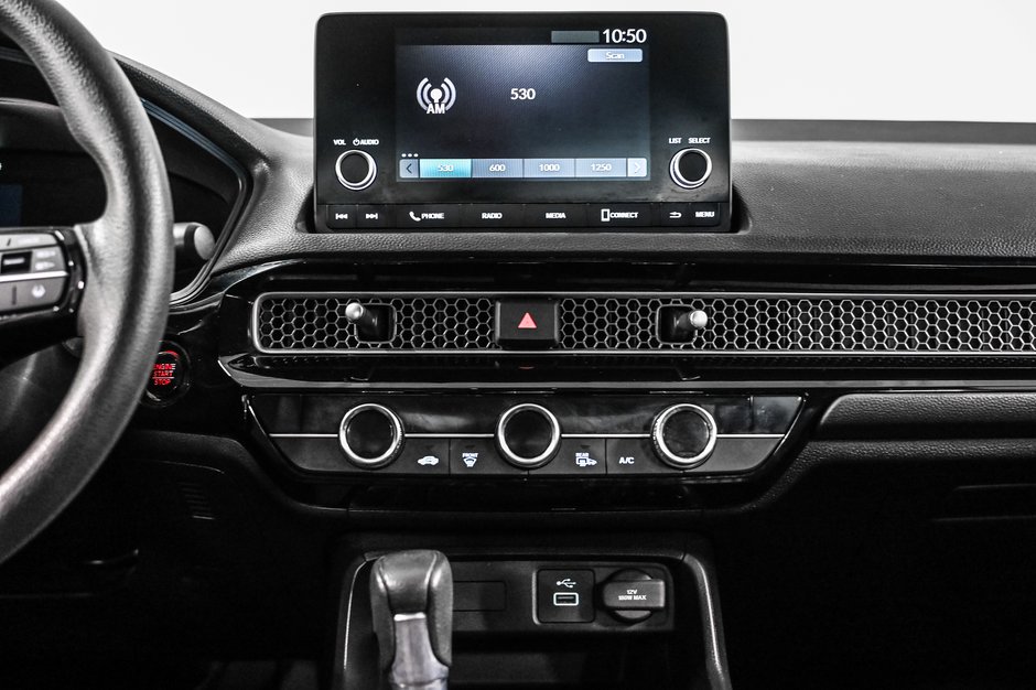 Honda Civic Sedan LX 2022-18