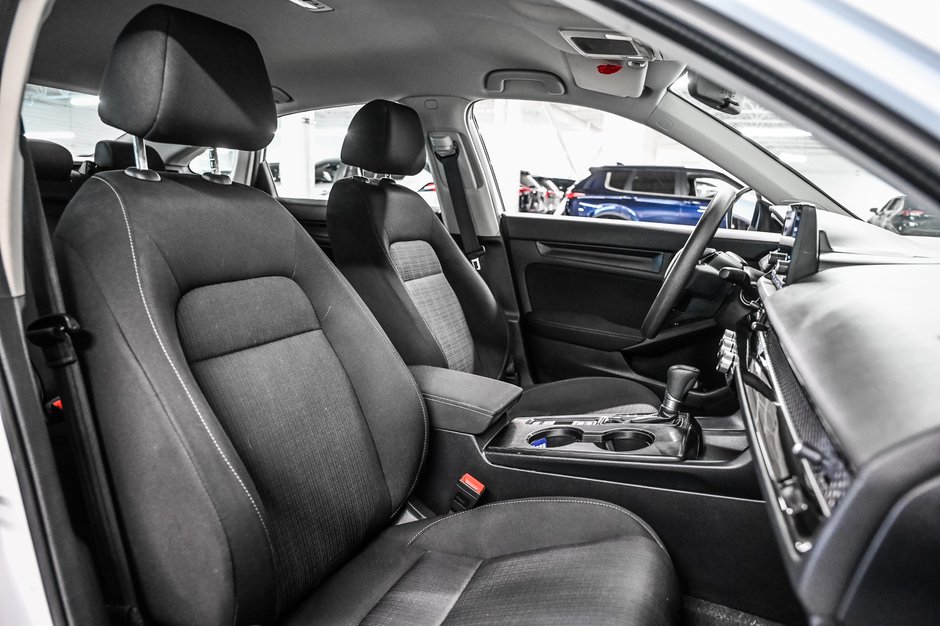 Honda Civic Sedan LX 2022-20