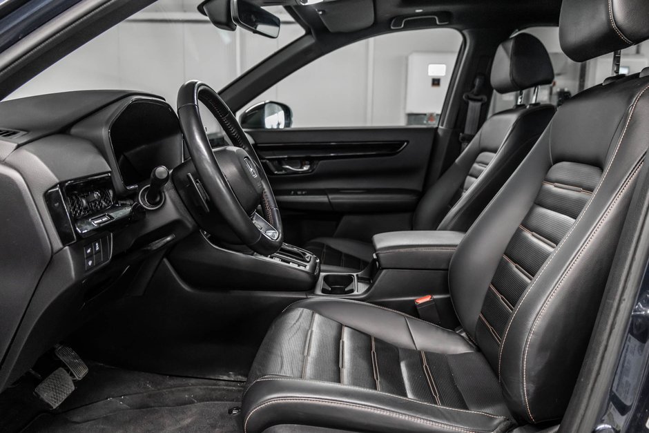 2023 Honda CR-V Hybrid Touring-15