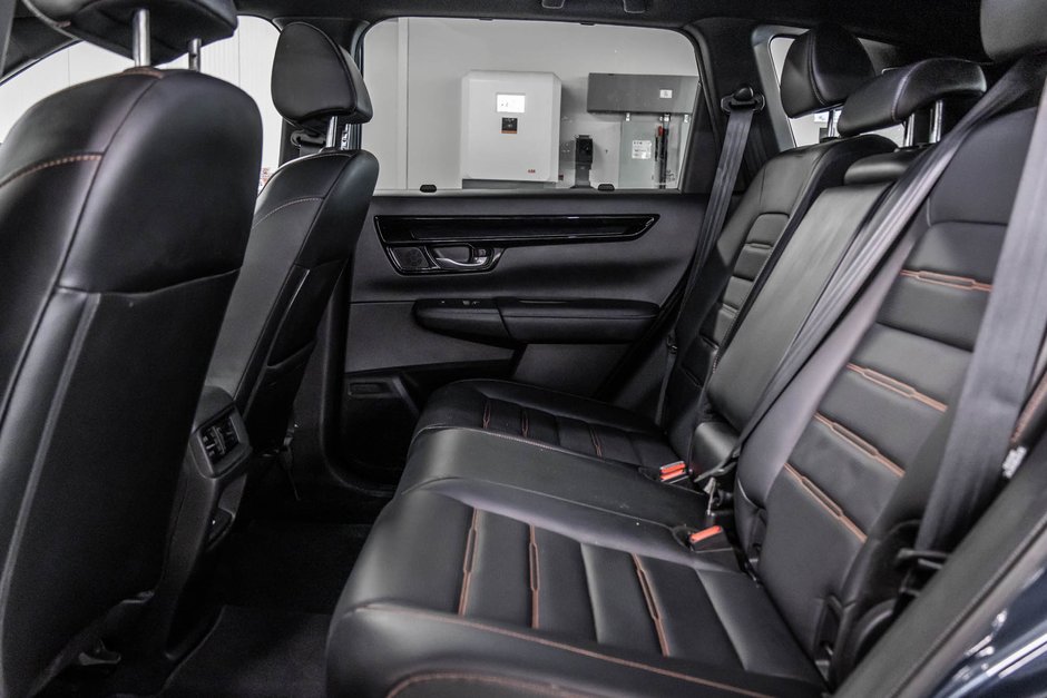 2023 Honda CR-V Hybrid Touring-34
