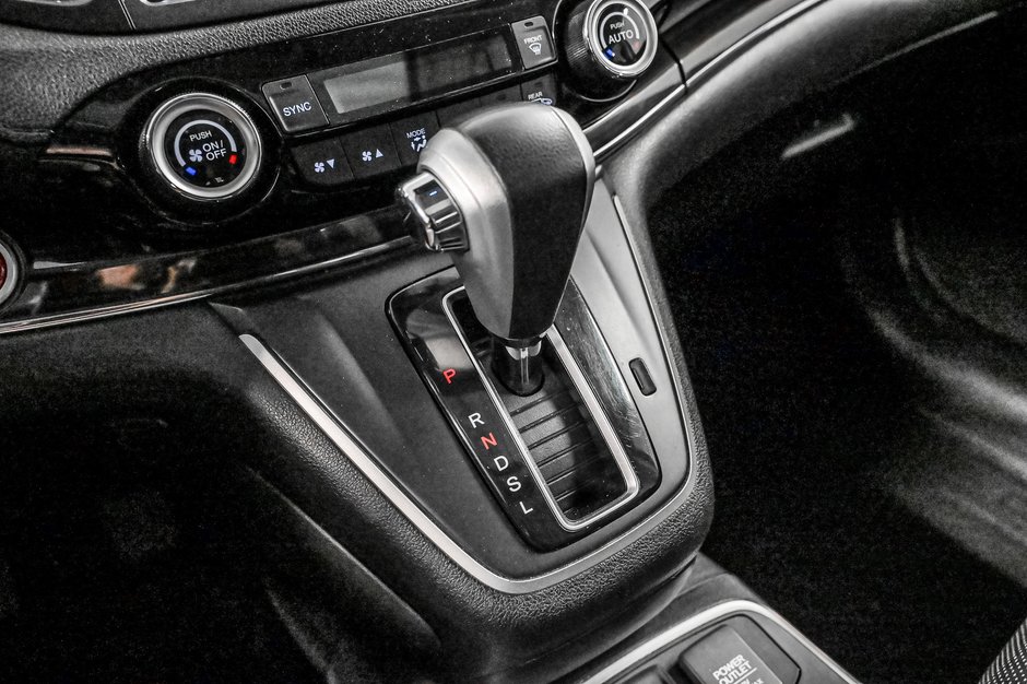 Honda CR-V Touring 2016-17
