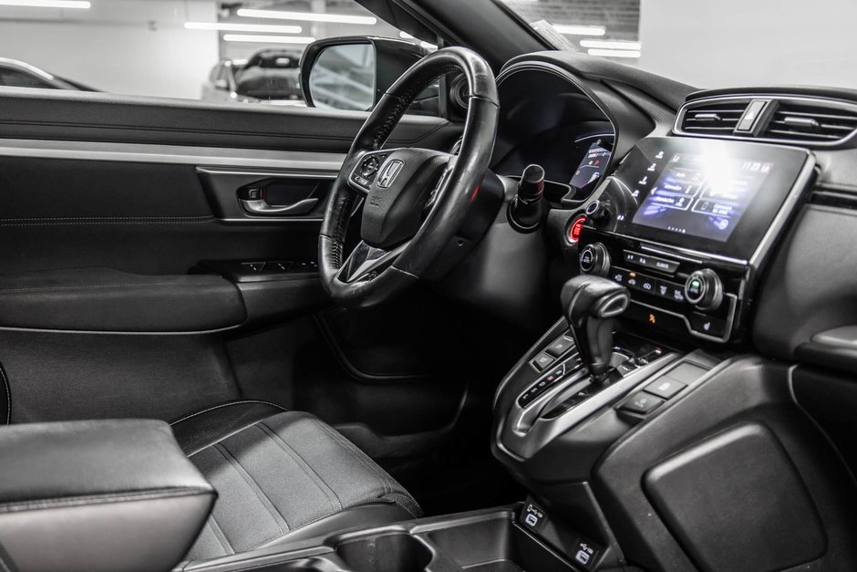 Honda CR-V Sport 2020-35