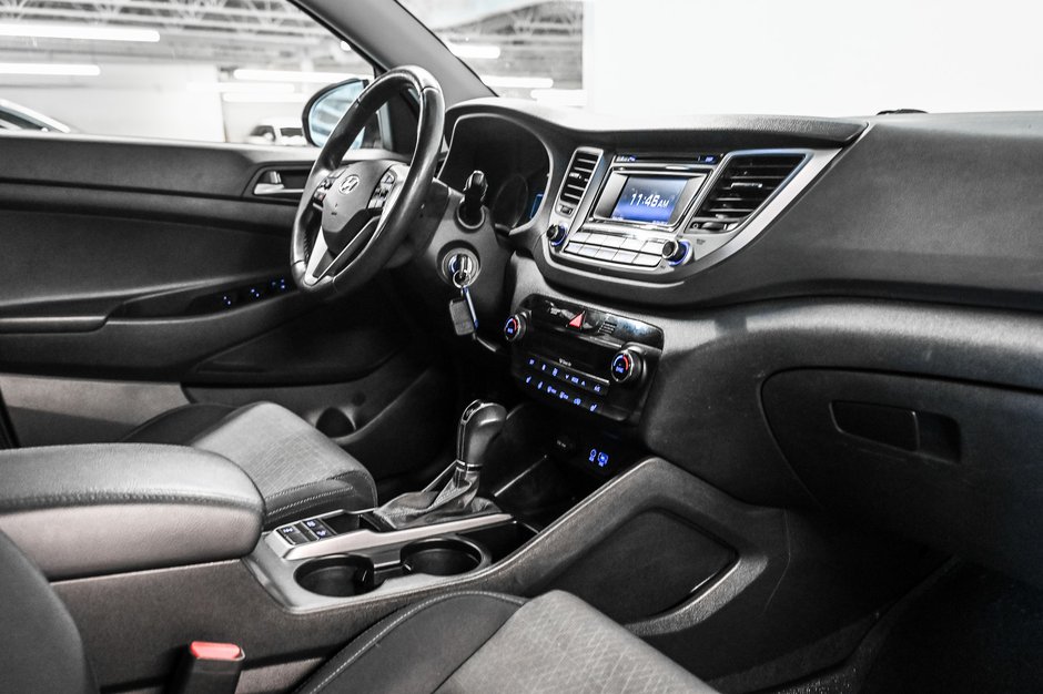 2016 Hyundai Tucson-25
