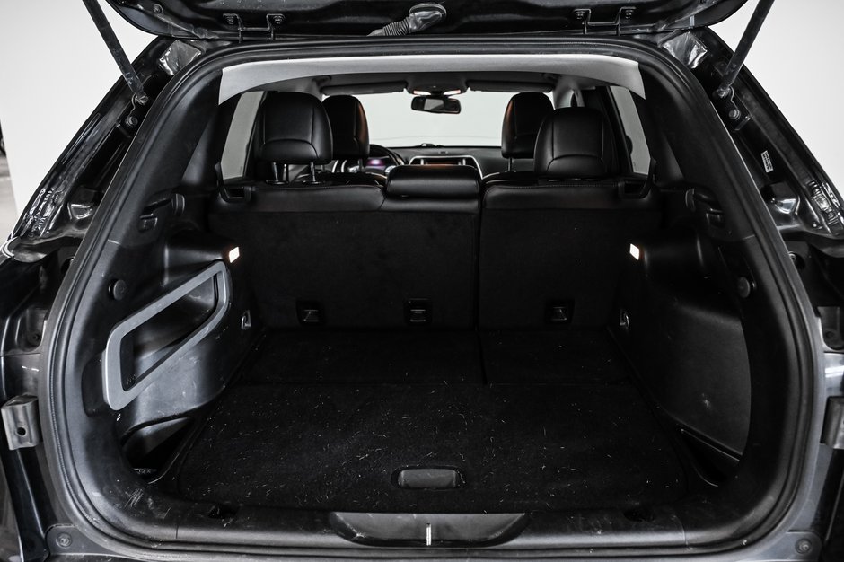 Jeep Cherokee Trailhawk 2015-9