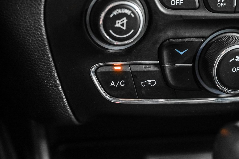 Jeep Cherokee Trailhawk 2015-16