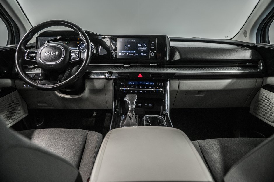 2023 Kia Carnival LX-28