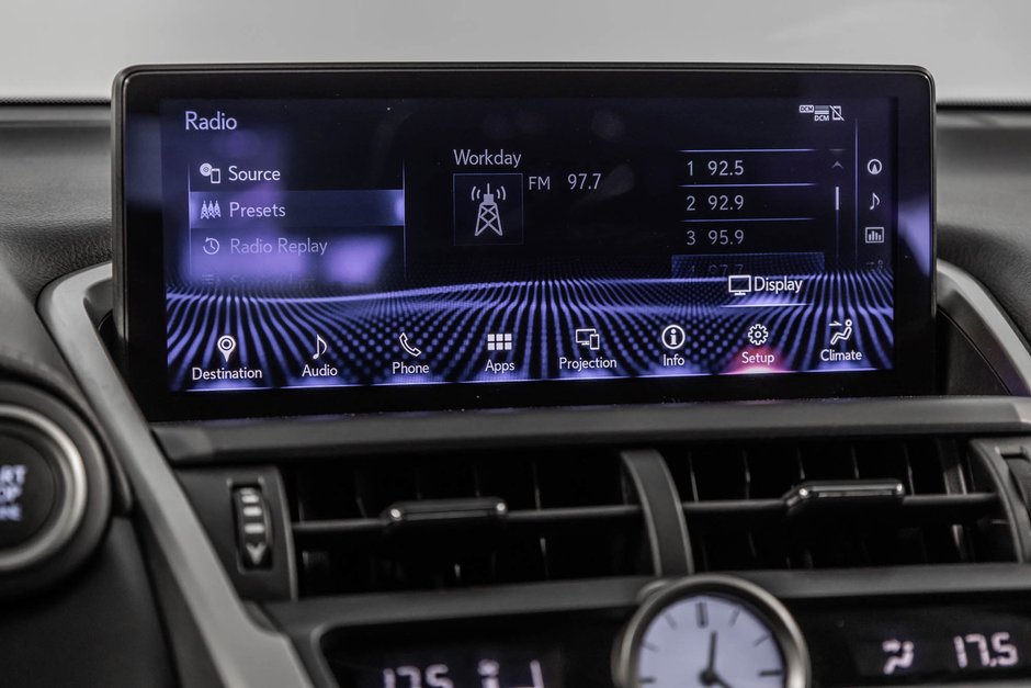 2020 Lexus NX 300-23